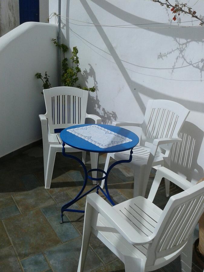 Floras Rooms And Studios 아나피 외부 사진